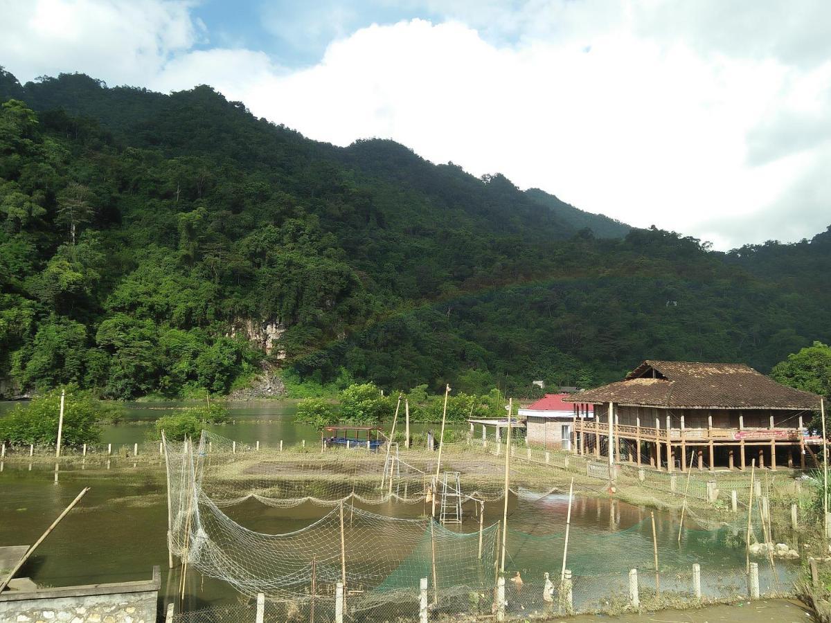 Tran Xuan Homestay Ba Be Village Exterior photo