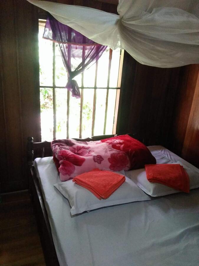 Tran Xuan Homestay Ba Be Village Exterior photo